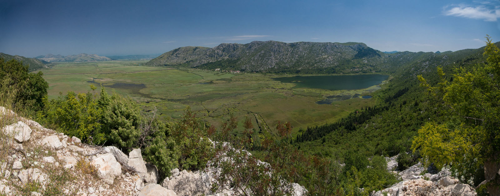 JEZERO KUTI4 PANORAMA